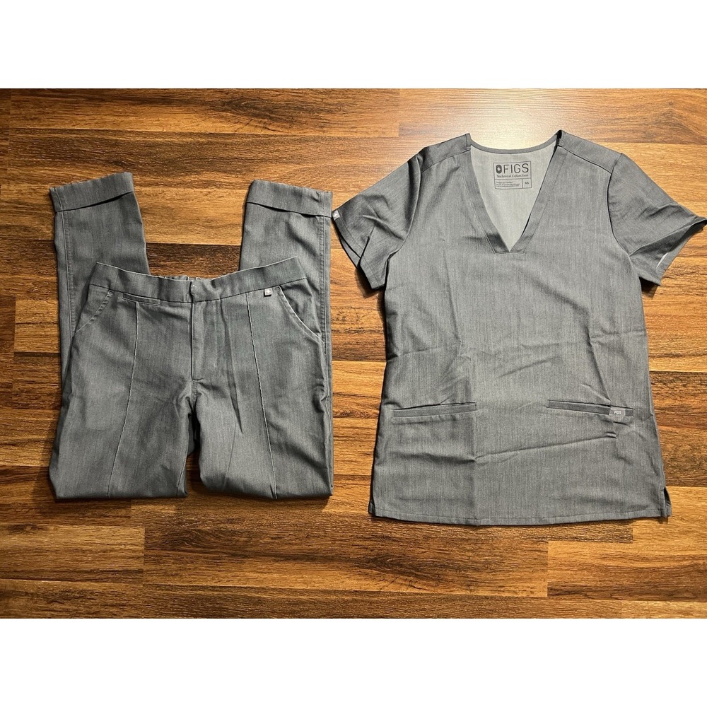 FIGS Technical Collection XS Scrub Set V-Neck Top & Cuffed Hem Pants Gray Solid